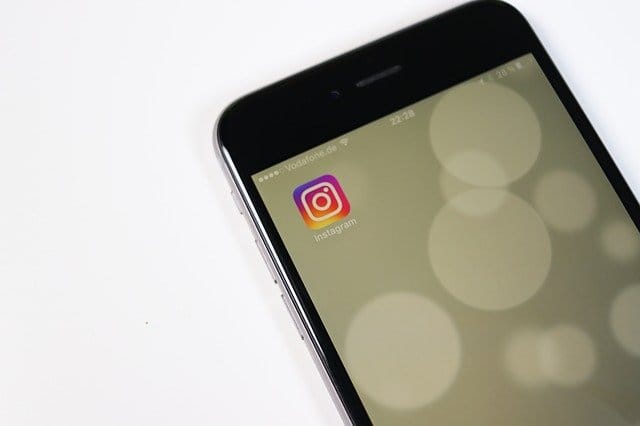 Instagram ya soporta enlaces clicables en sus mensajes directos